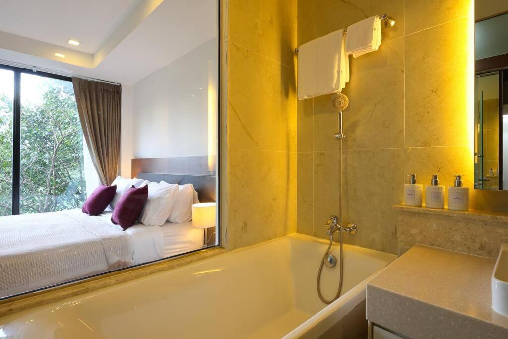 Specious Luxury 2 Bedrooms Apt. Chiang Mai Exterior foto