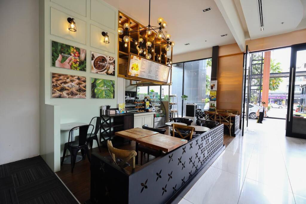 Specious Luxury 2 Bedrooms Apt. Chiang Mai Exterior foto